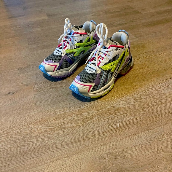 Balenciaga Size 40 - Picture 3 of 3